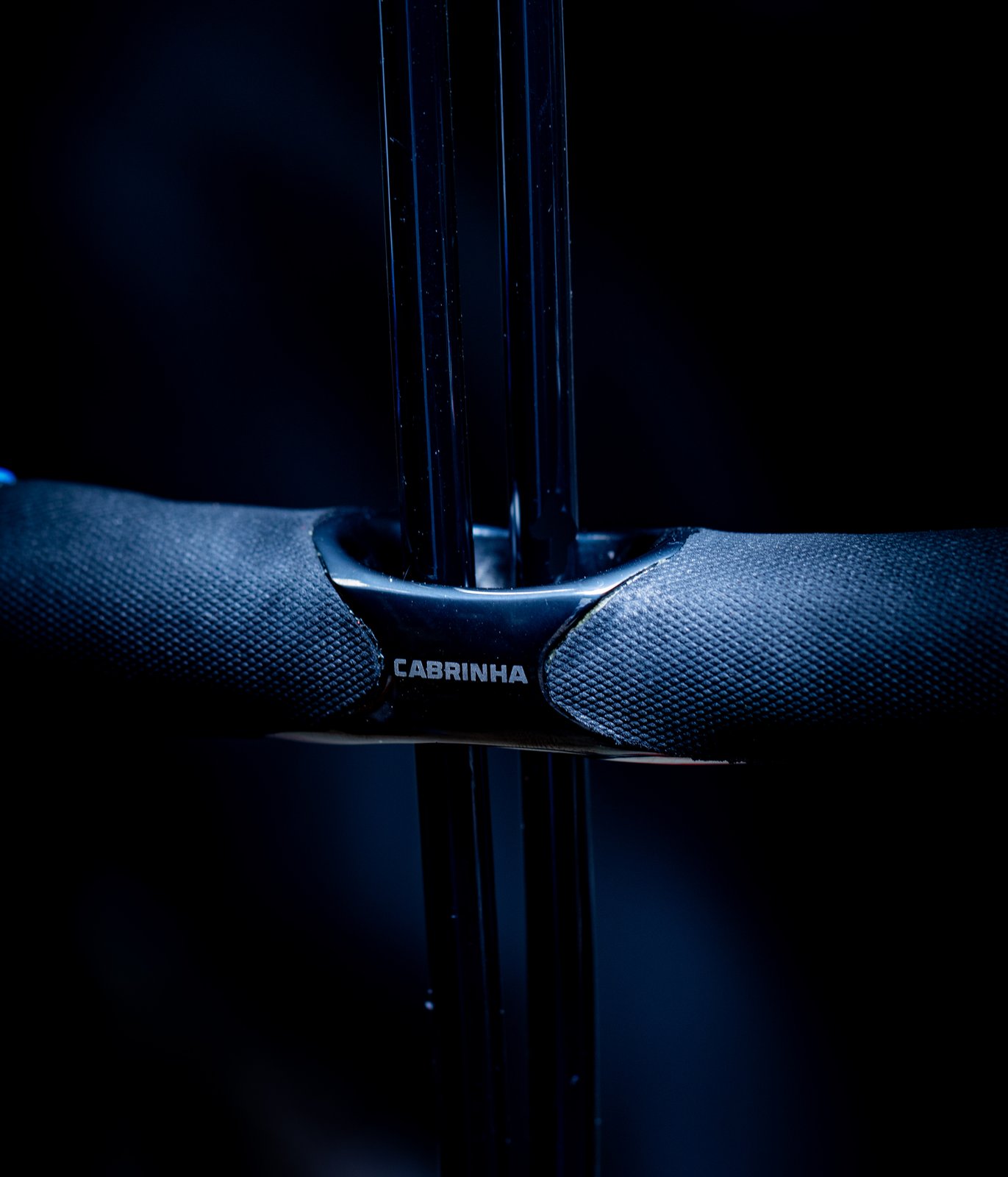 Cabrinha Unify 2026 kite vezérlőrendszer központi része a zsinórorr átvezetéssel