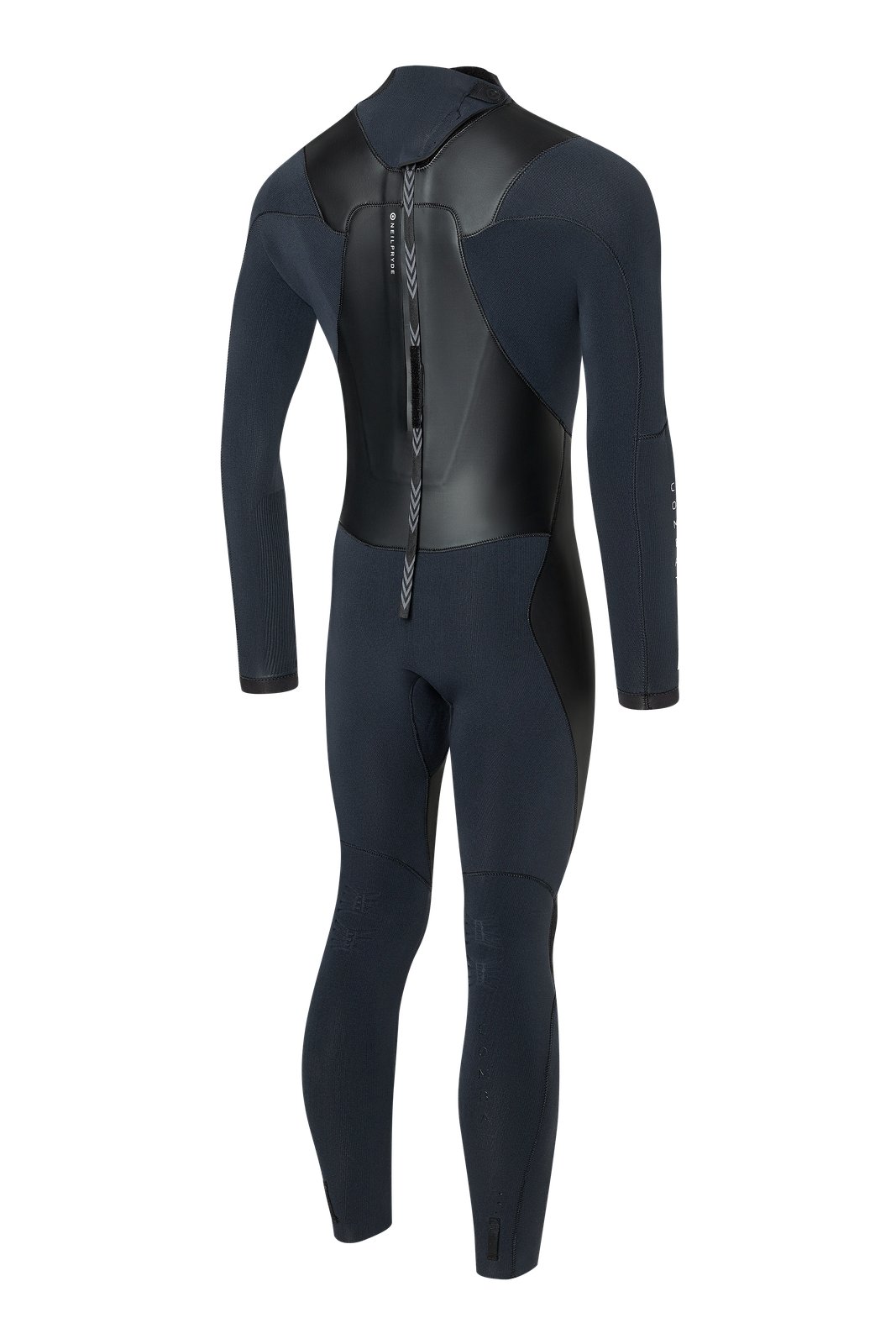 NeilPryde Combat 5/4 GBS hátul cipzáras téli neoprén ruha hátsó nézetben