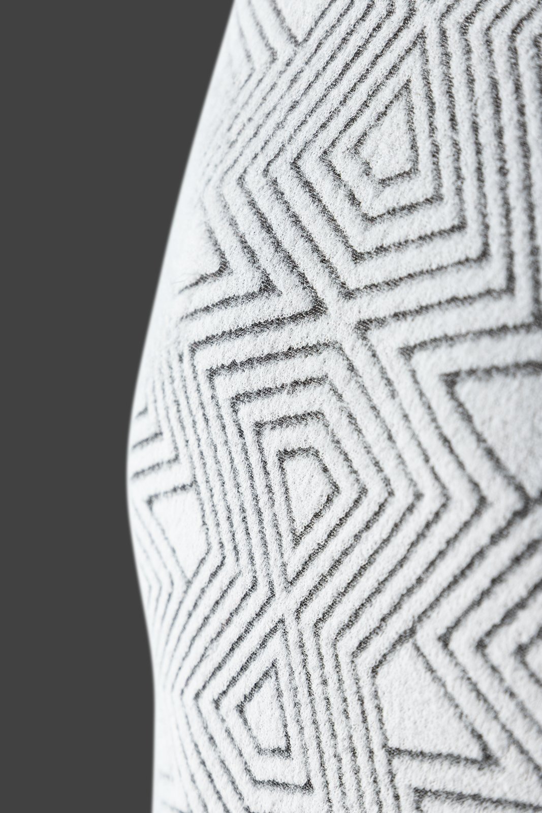 Mission Eco 5/4 FS GBS BZ 2026 szörfruha Tech Zag hőszigetelő belső mintázata