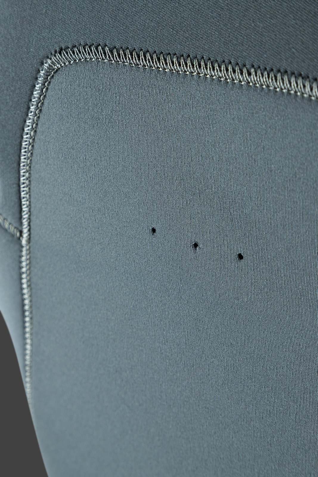 Mission Eco 5/4 FS GBS FZ 2026 szörfruha vízelvezető nyílásokkal és strapabíró varrásokkal