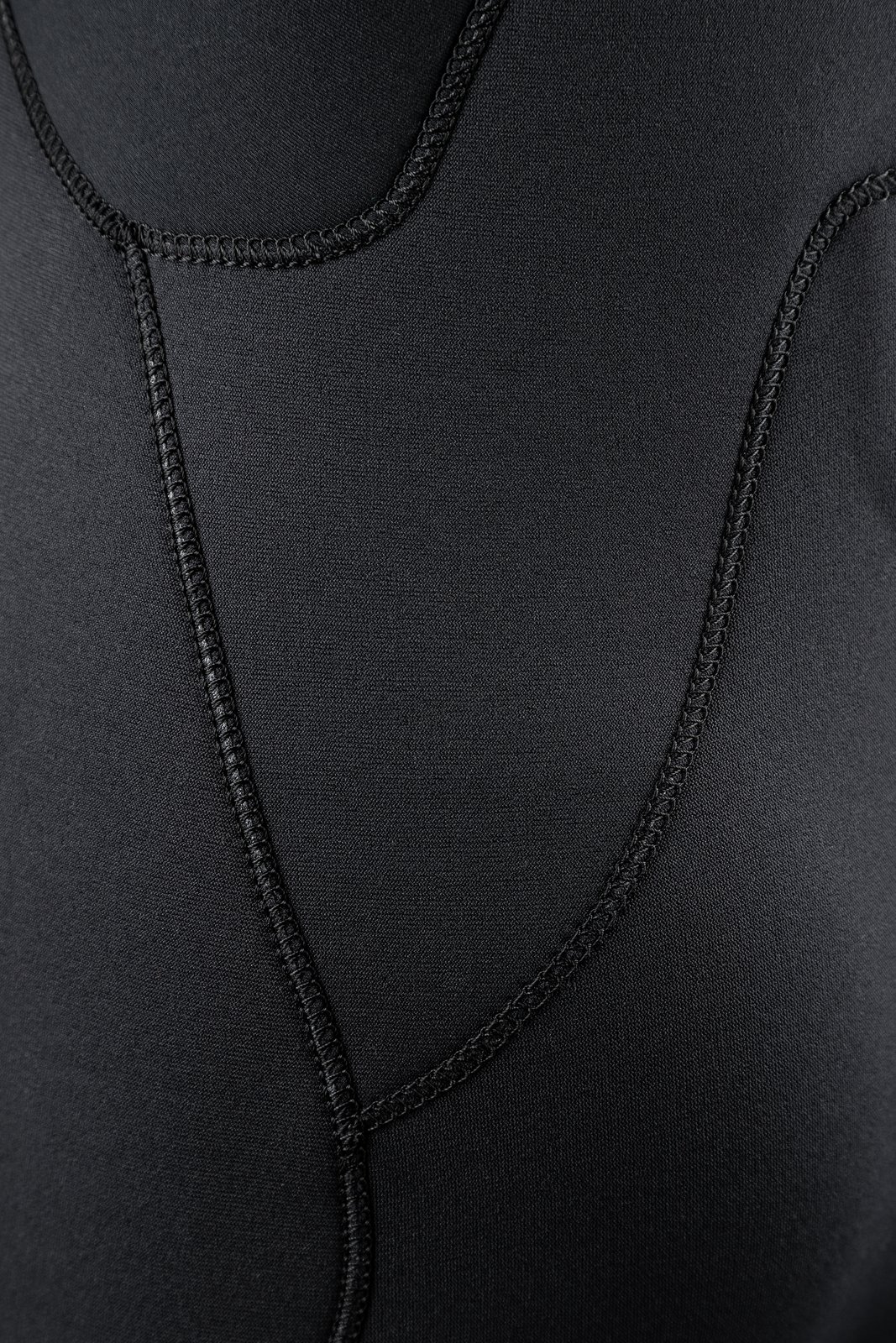 Rental Youth 5/4 2026 gyerek neoprén szörfruha fekete varrás részlete