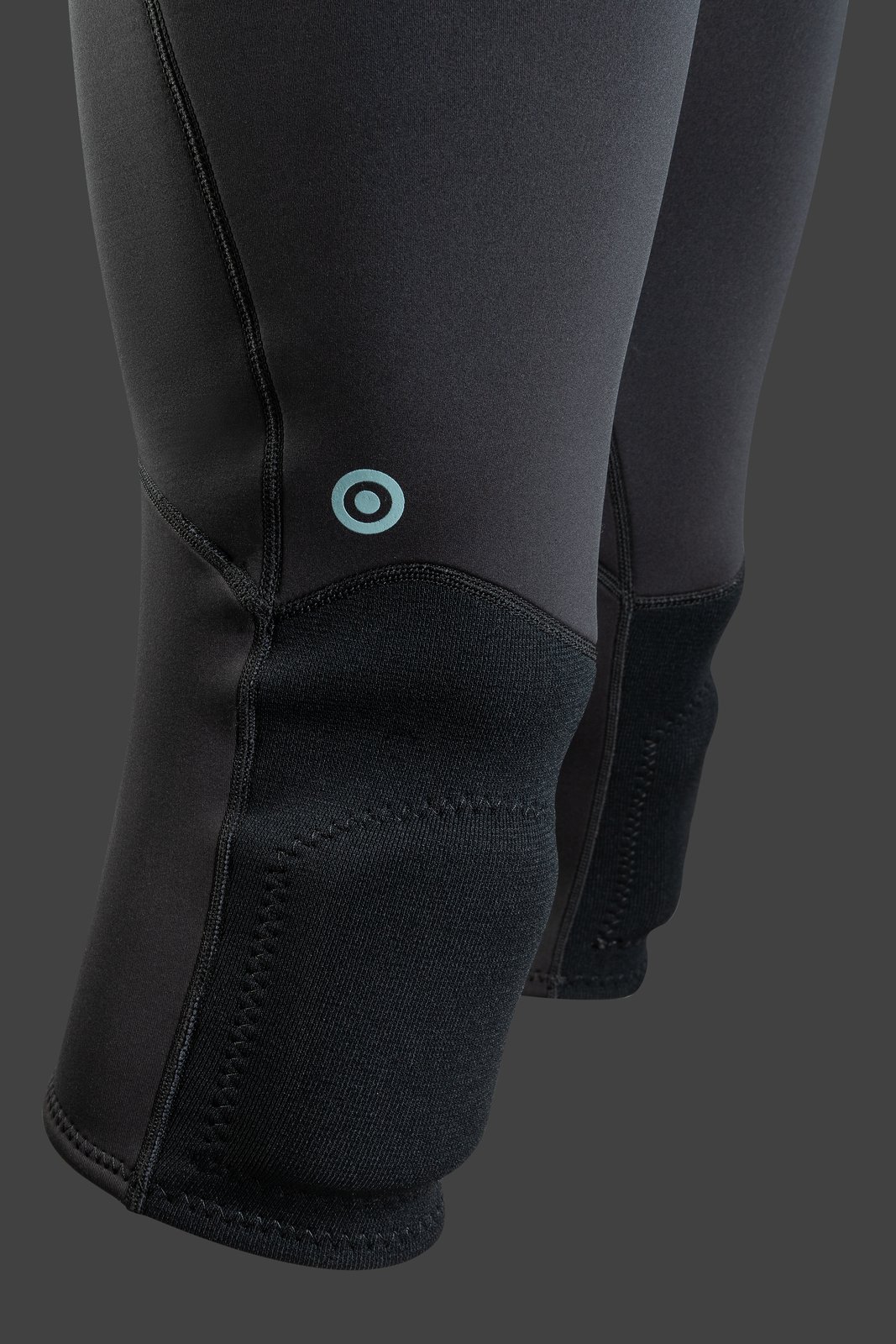 NeilPryde Rise 3/2 Overknee neoprén ruha kopásálló Amortex térdvédővel és Yamamoto neoprén anyaggal