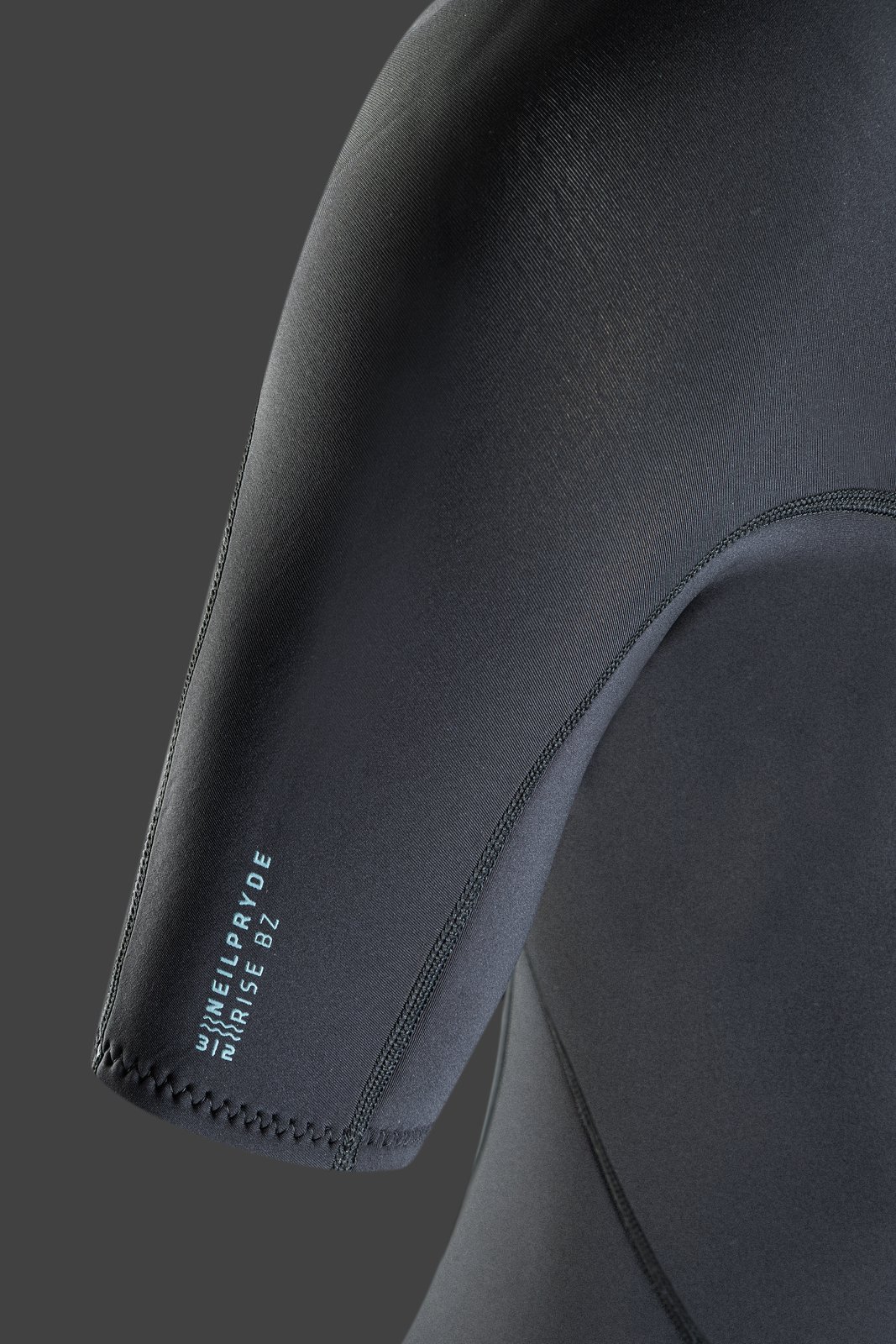 NeilPryde Rise 3/2 Steamer rövid ujjú neoprén ruha hátul cipzáras kivitelben