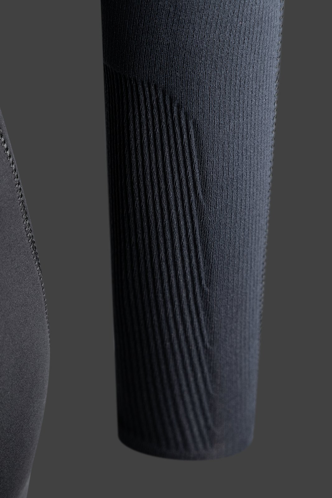 Serene 5/4 GBS női neoprén ruha Apex Mesh anyagfelület és varrásrészlet