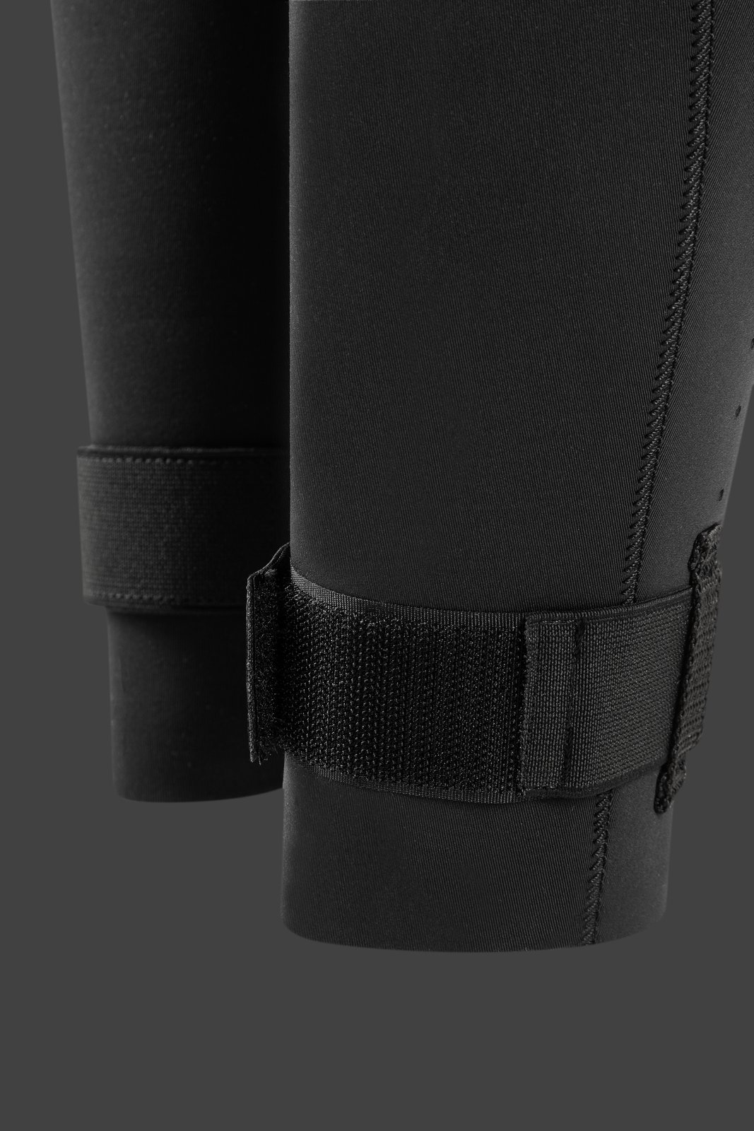 Vamp 5/4 Fullsuit GBS FZ 2026 neoprén ruha állítható bokarögzítő pántja