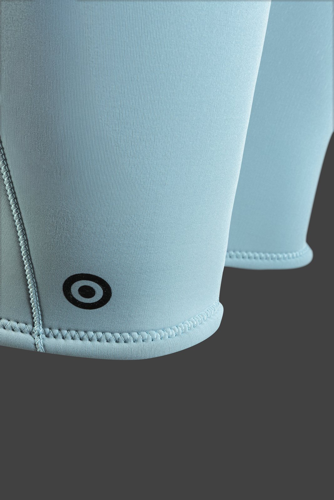 Wizard 3/2 Shorty L/S GBS FZ 2026 neoprén ruha rugalmas limestone neoprén anyagának és varrásának közeli részlete