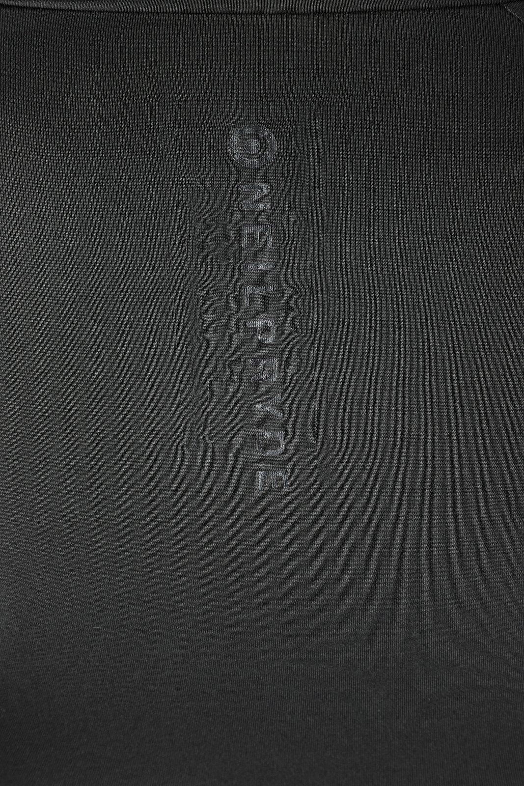 NeilPryde Rise hosszú ujjú UV-szűrős úszópóló fekete színben, gyorsan száradó rugalmas anyagból