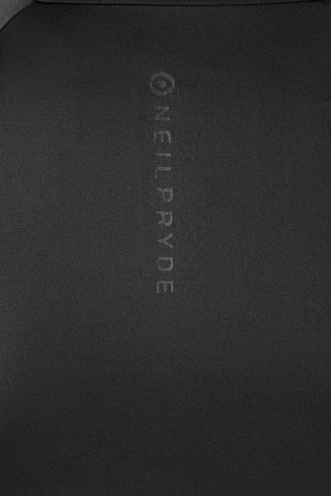 Negyedesujju fekete NeilPryde Rise rashguard technikai poló UV védelemmel és elülső márkajelzéssel