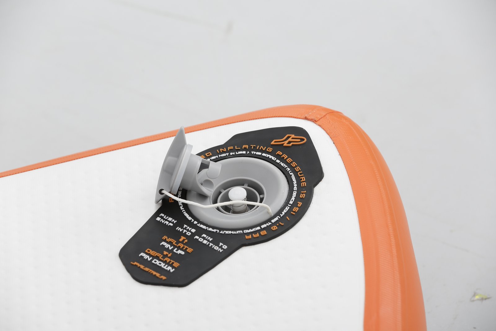 JP Australia SurfAir SE 3DS 2025 felfújható SUP deszka szelepnyílása