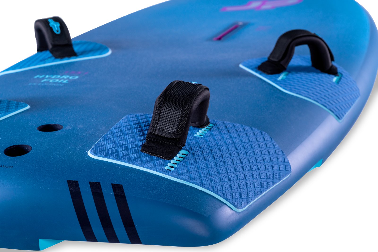 JP HydroFoil 2025 windsurf deszka hátsó része lábpántokkal és csúszásgátló deckpaddal
