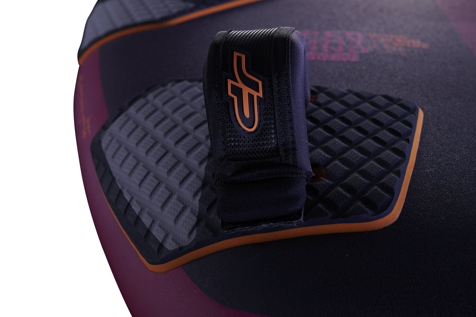 JP Super Lightwind 2026 windsurf deszka állítható lábpántja a csúszásgátló padon