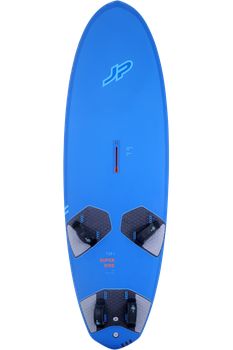 JP Super Ride 2026 ES freeride windsurf deszka felülnézetből, foilingra előkészített konstrukcióban